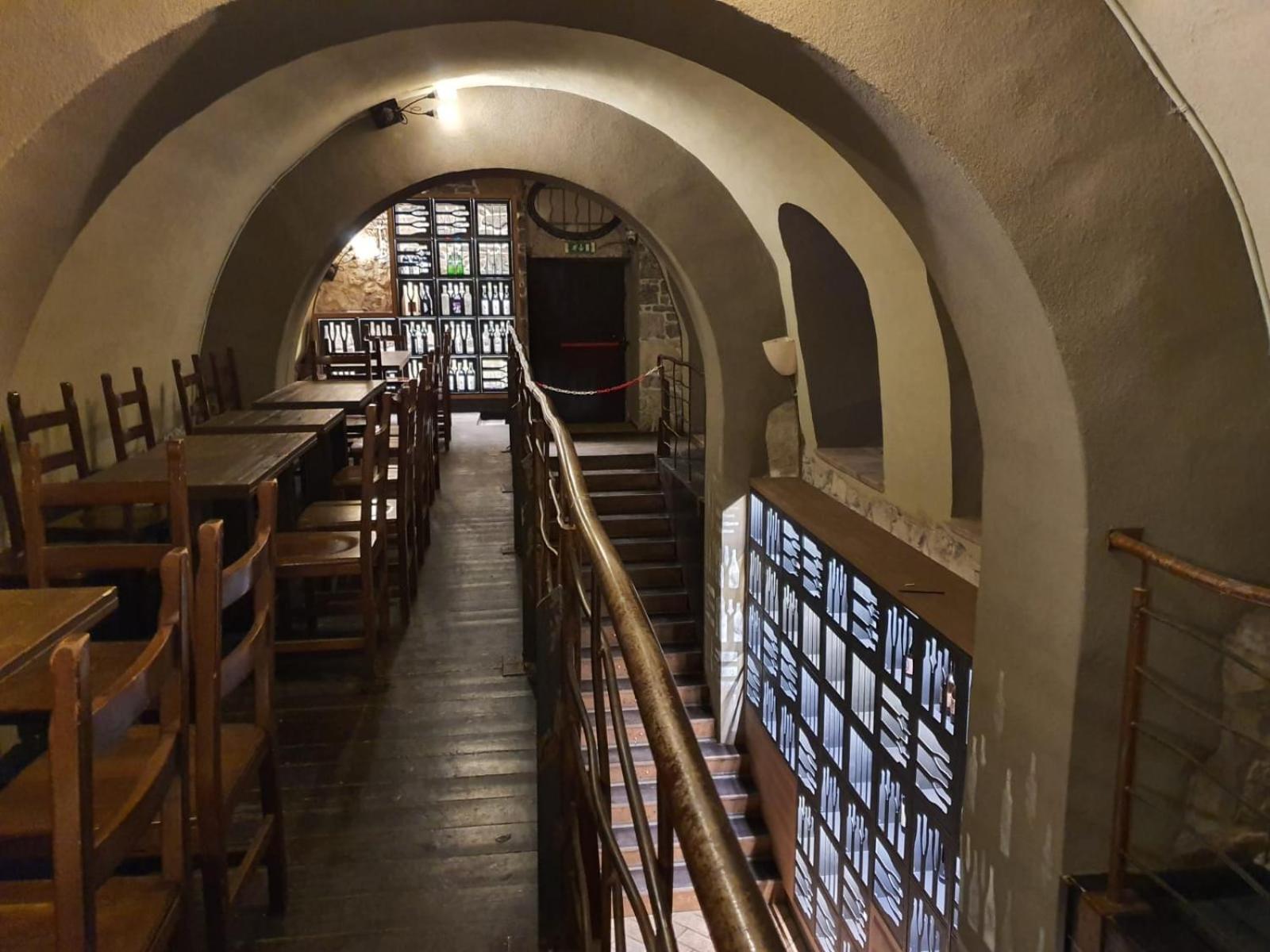 Hotel Dolomiti Schloss Canazei Bagian luar foto